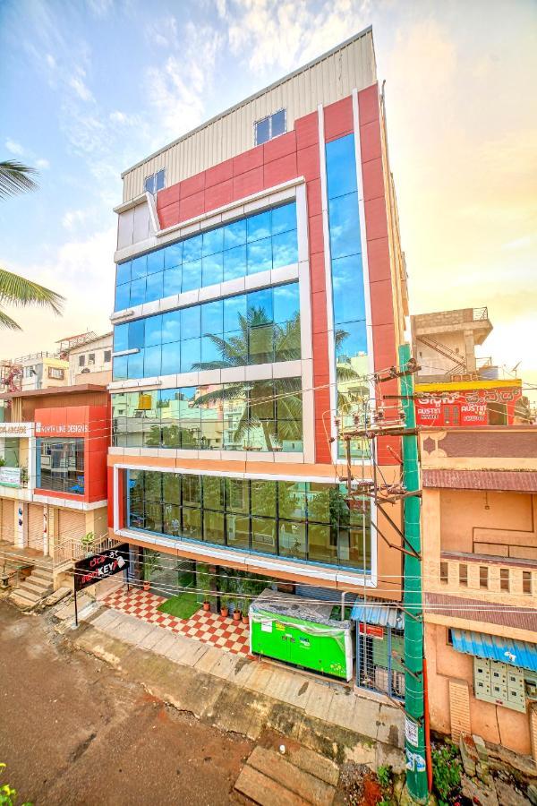 Redkey Inn Hotel Near Bangalore Airport Airport Pickup & Drop Available 24X7 Yelahanka Extérieur photo